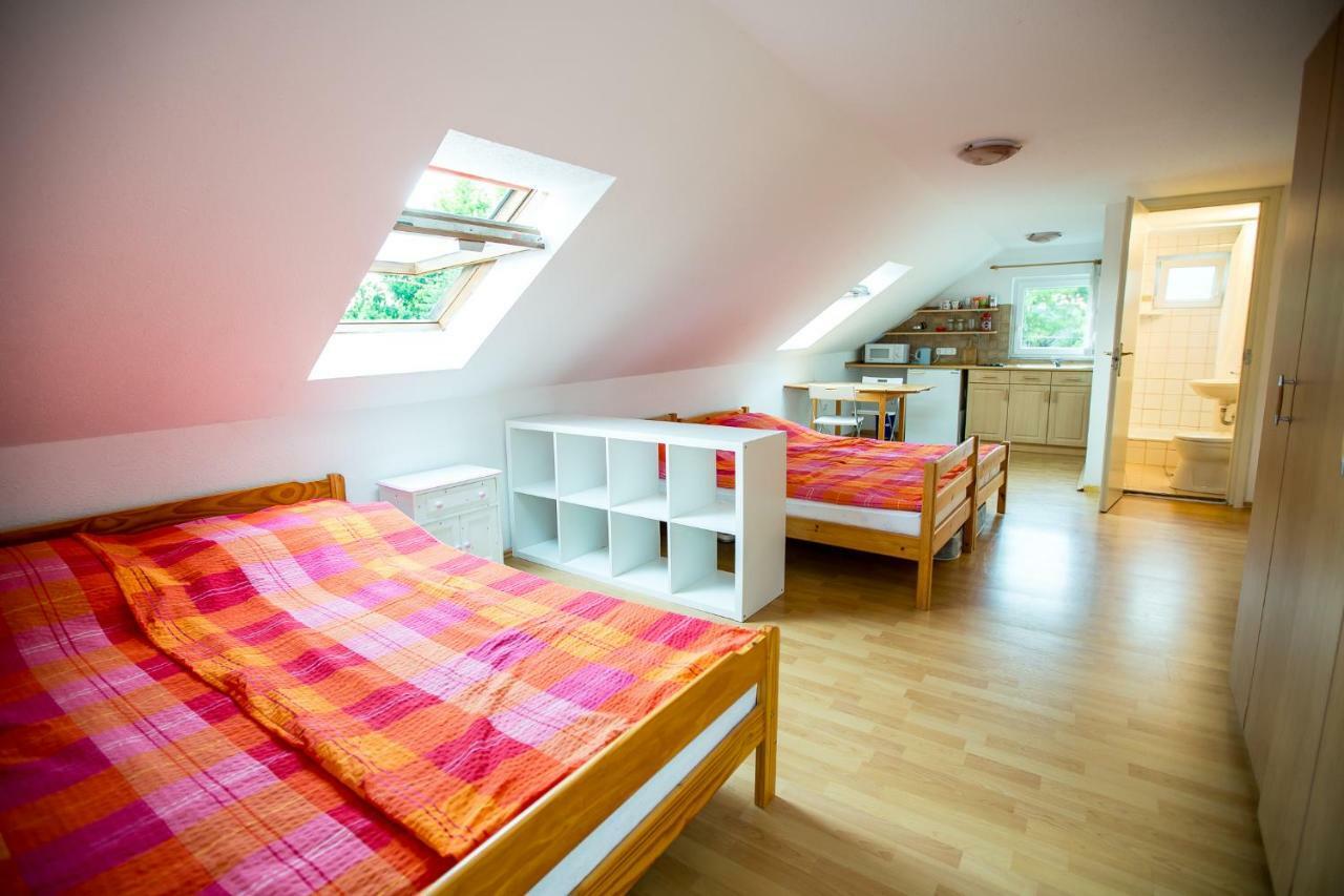 Schieszl Apartments Zamardi 2 Bagian luar foto