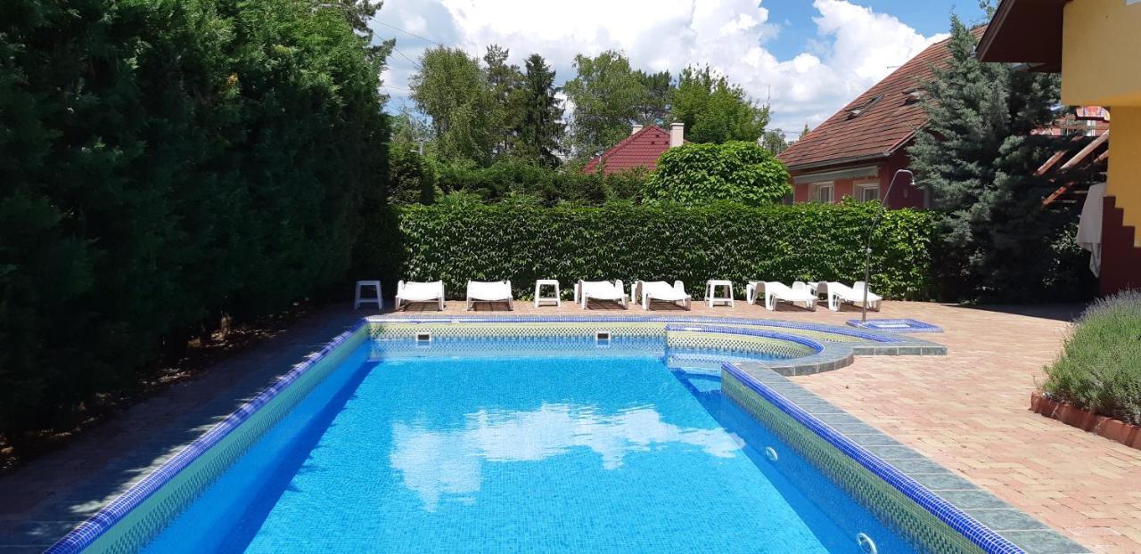 Schieszl Apartments Zamardi 2 Bagian luar foto